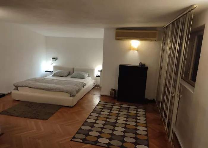 Apartament Dorobanți Loft Bucureşti